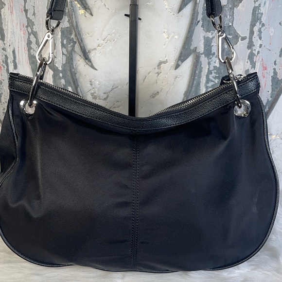 Gianfranco Ferre shoulder bag. NWOT - Picture 3 of 7